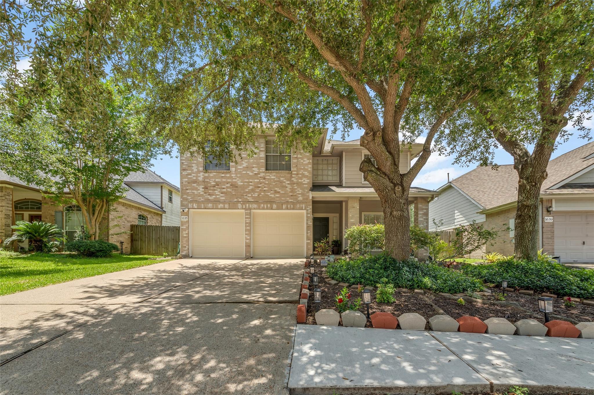 1635 Pebble Banks Lane — photo