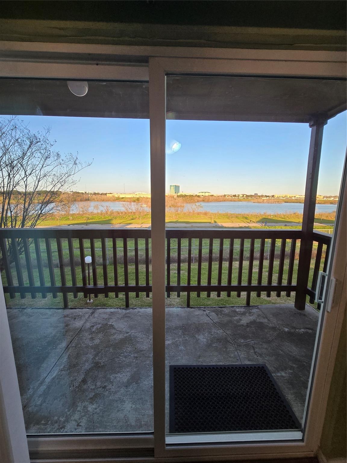 10555 Turtlewood Court #1005 — photo