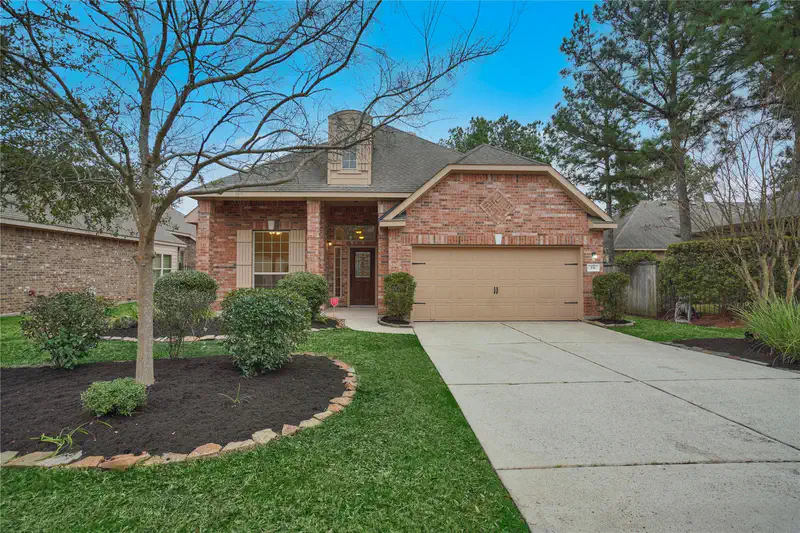 10 Tallgrass Way — photo