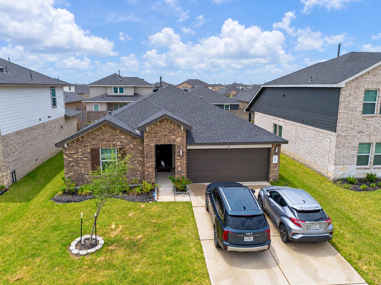 7902 Wrangler Shack Lane, Rosharon, TX 77583 — photo 2