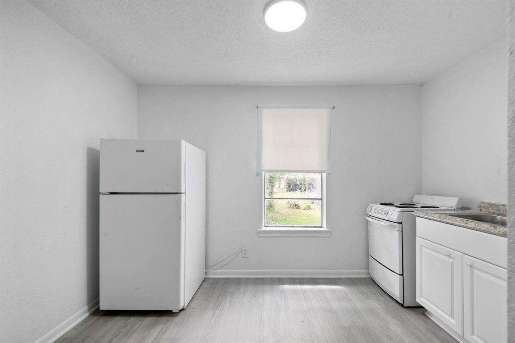 806 East Emily Avenue #6 — photo