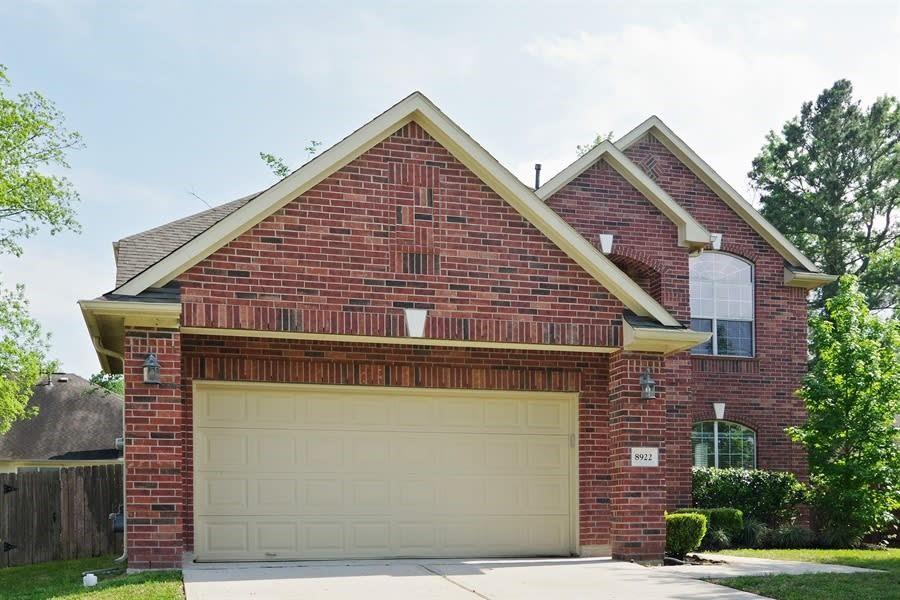 8922 Sailing Drive — photo