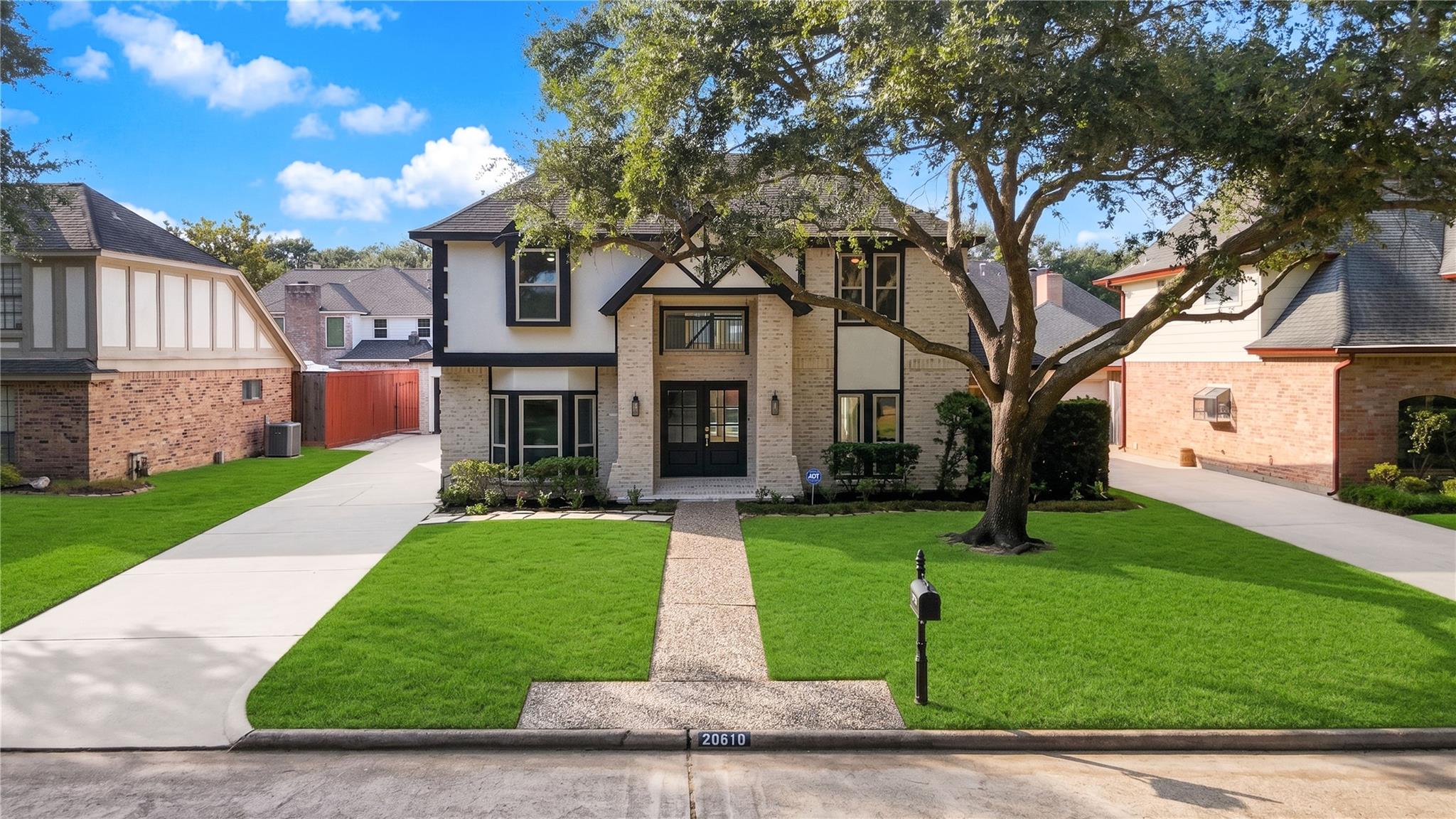 20610 Castle Bend Drive — photo