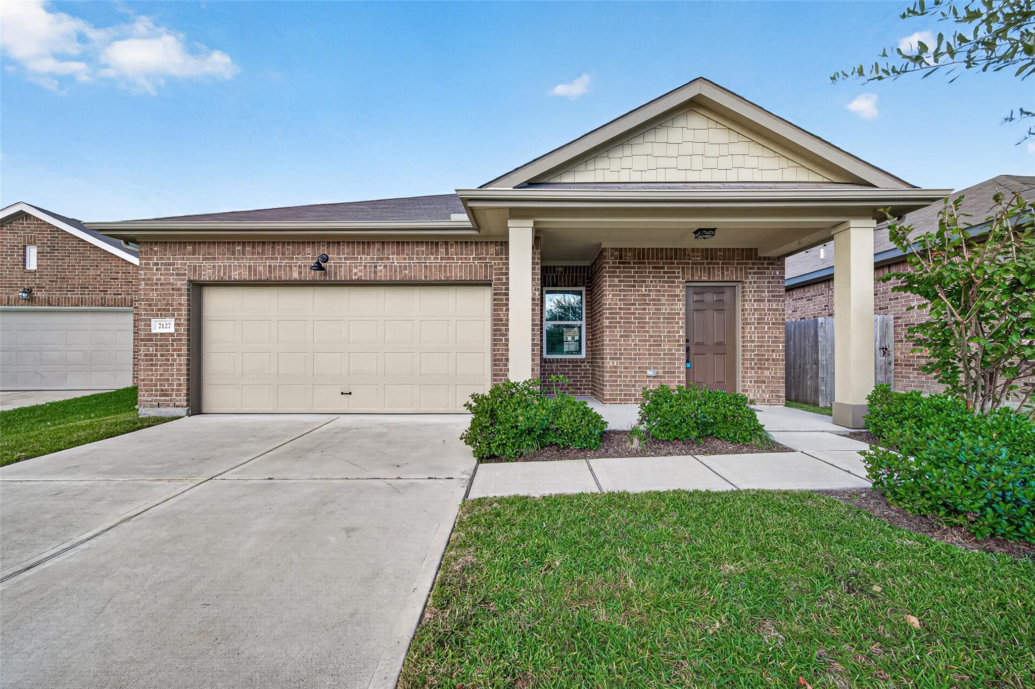 7127 Kason Falls Court — photo