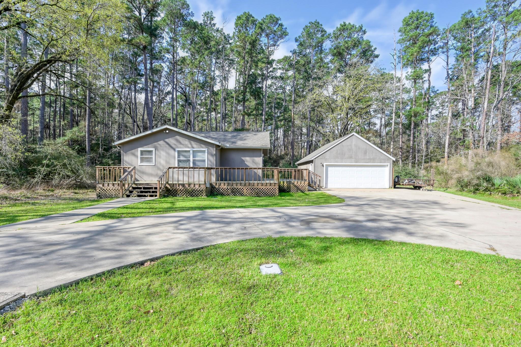 6 Forest Hollow — photo