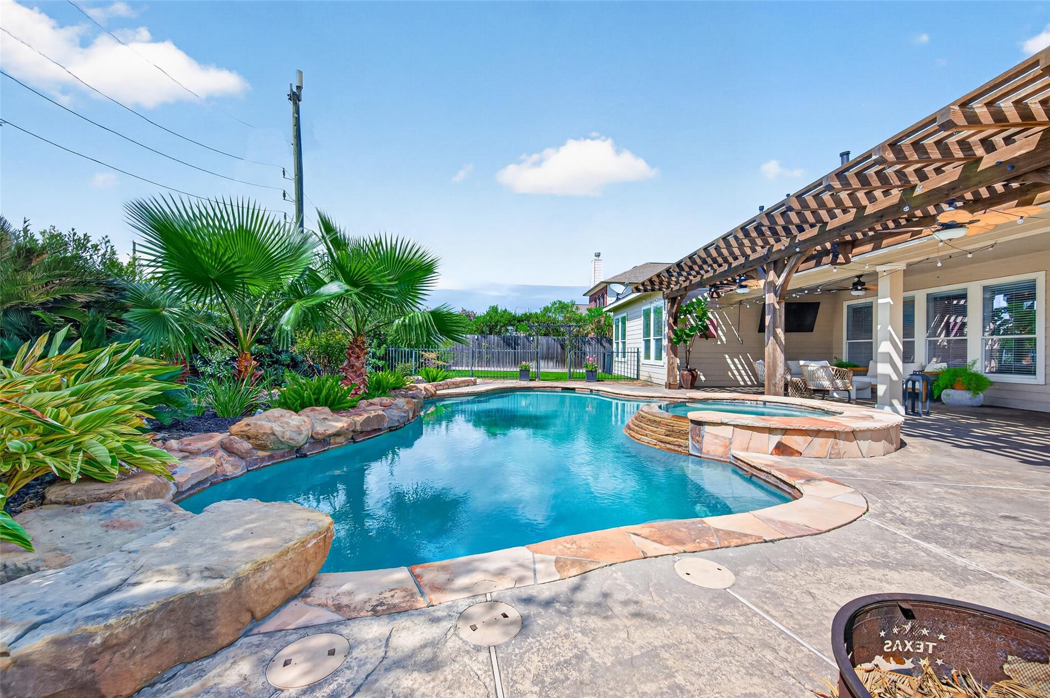 9634 Empress Crossing Drive — photo
