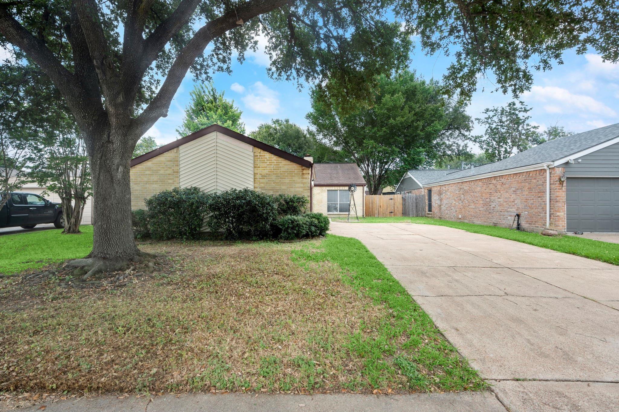 11718 Ridge Run Drive, Houston, TX 77064 — photo 2