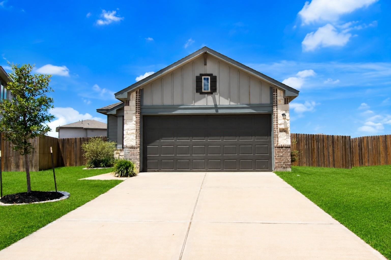 14706 Pinion Court — photo