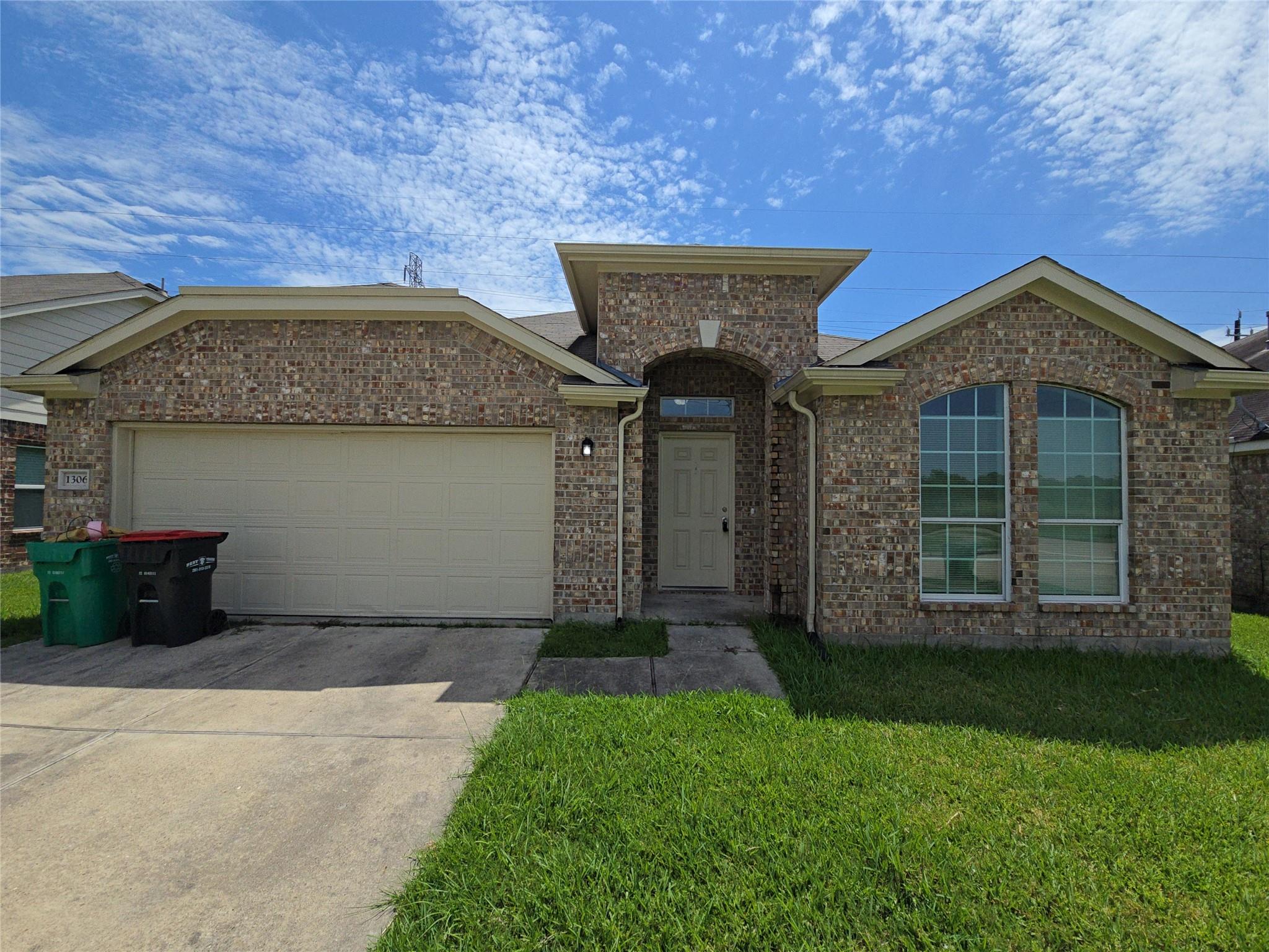 1306 Squire Drive — photo