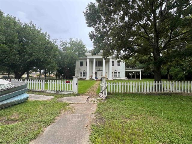 1792 Broadway Street — photo