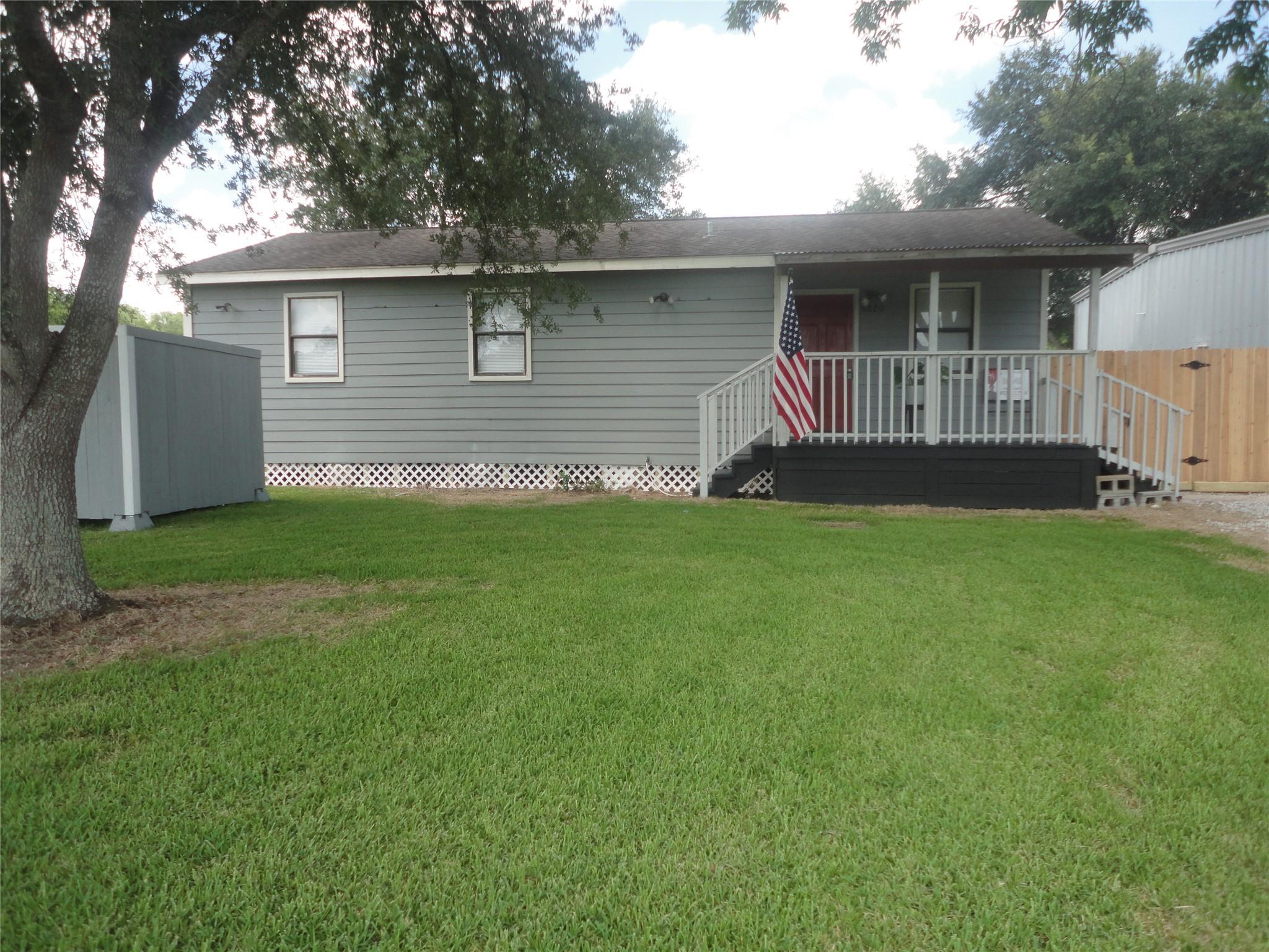 6820 Mississippi Road — photo