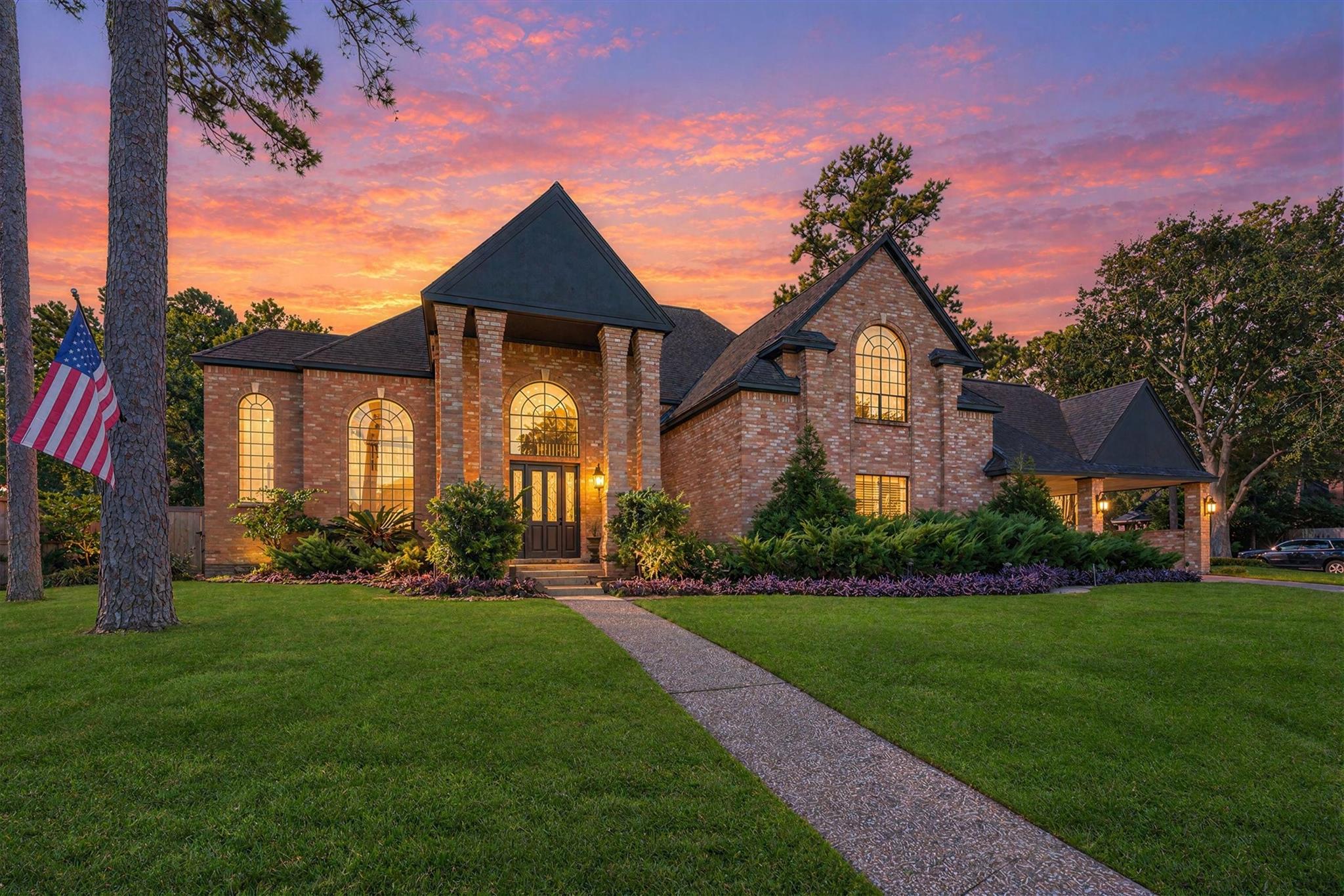 11823 Parkriver Drive — photo