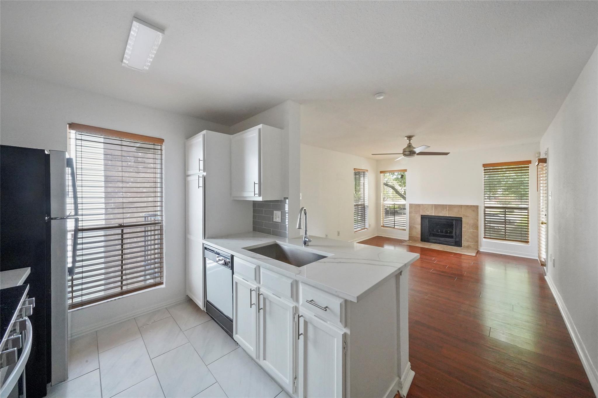 3900 Woodchase Drive #52 — photo