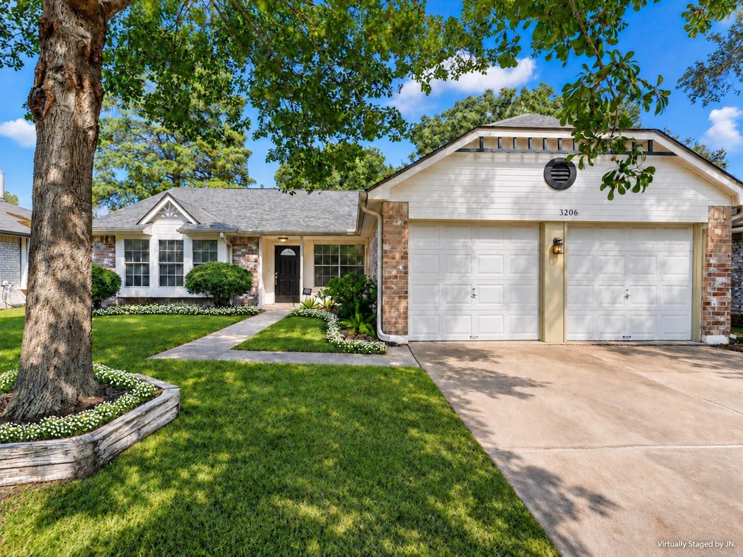 3206 Lindenfield Drive — photo