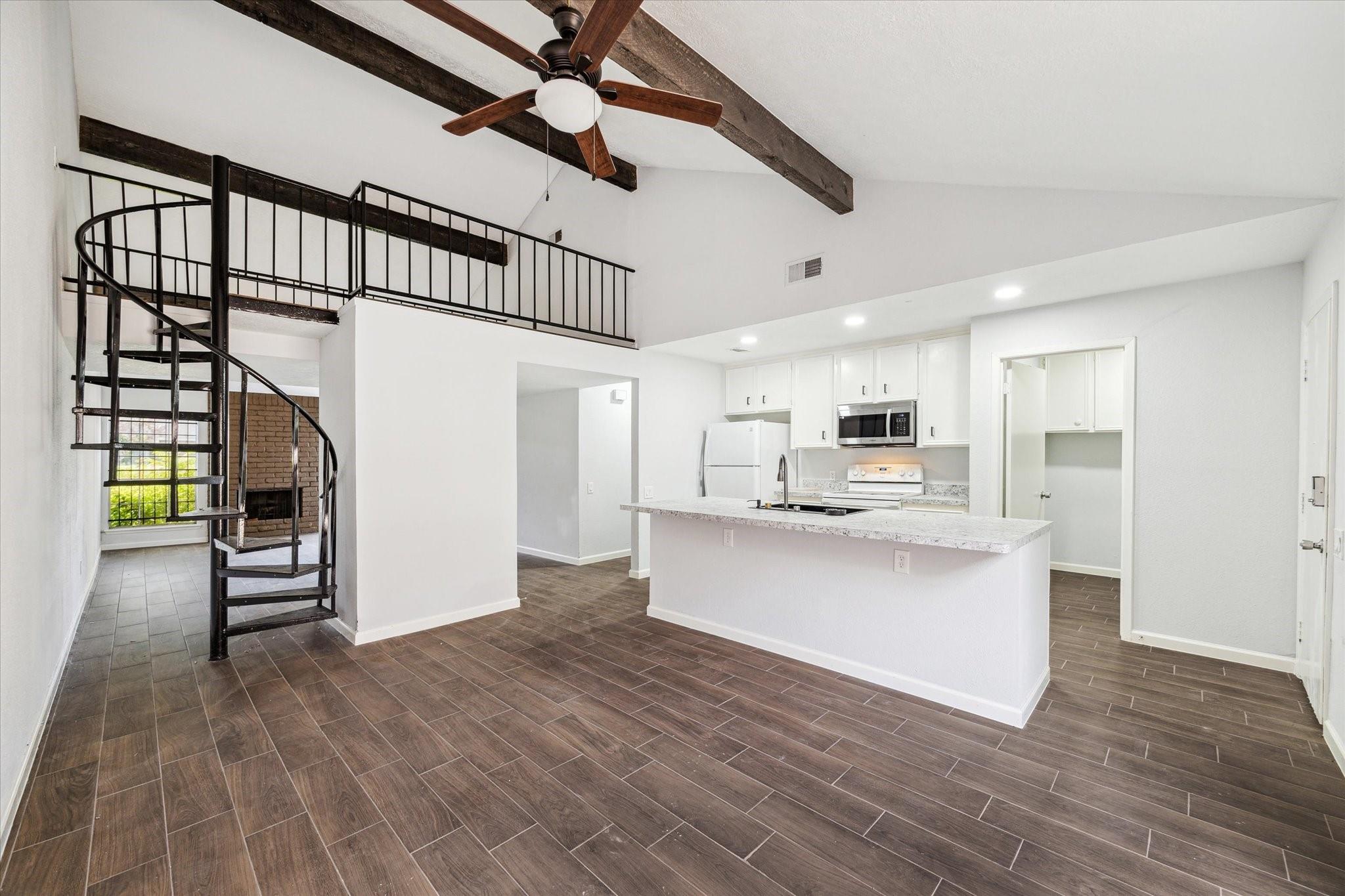 8628 Maplecrest Drive — photo