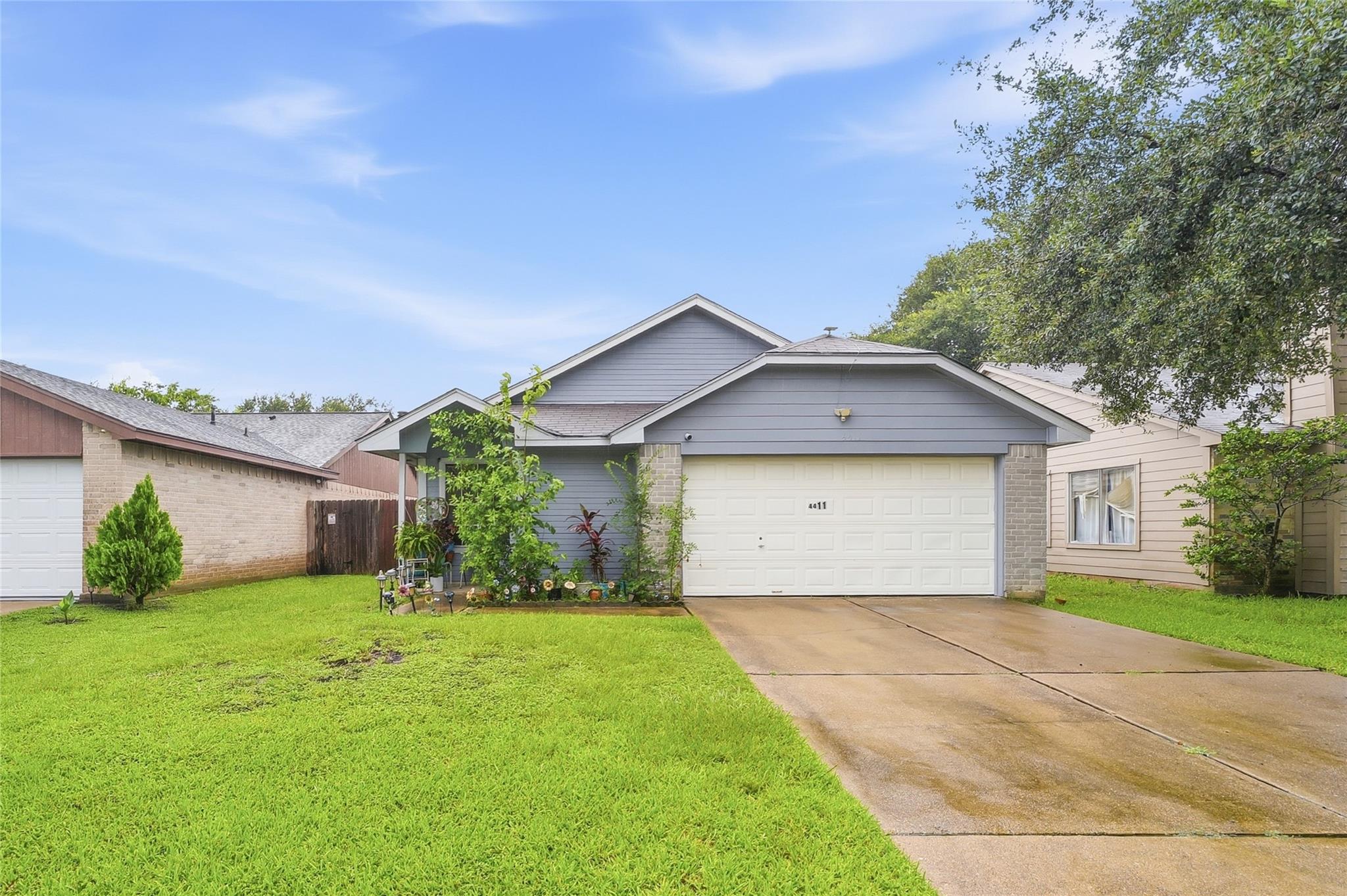 4411 Daisy Meadow Drive — photo