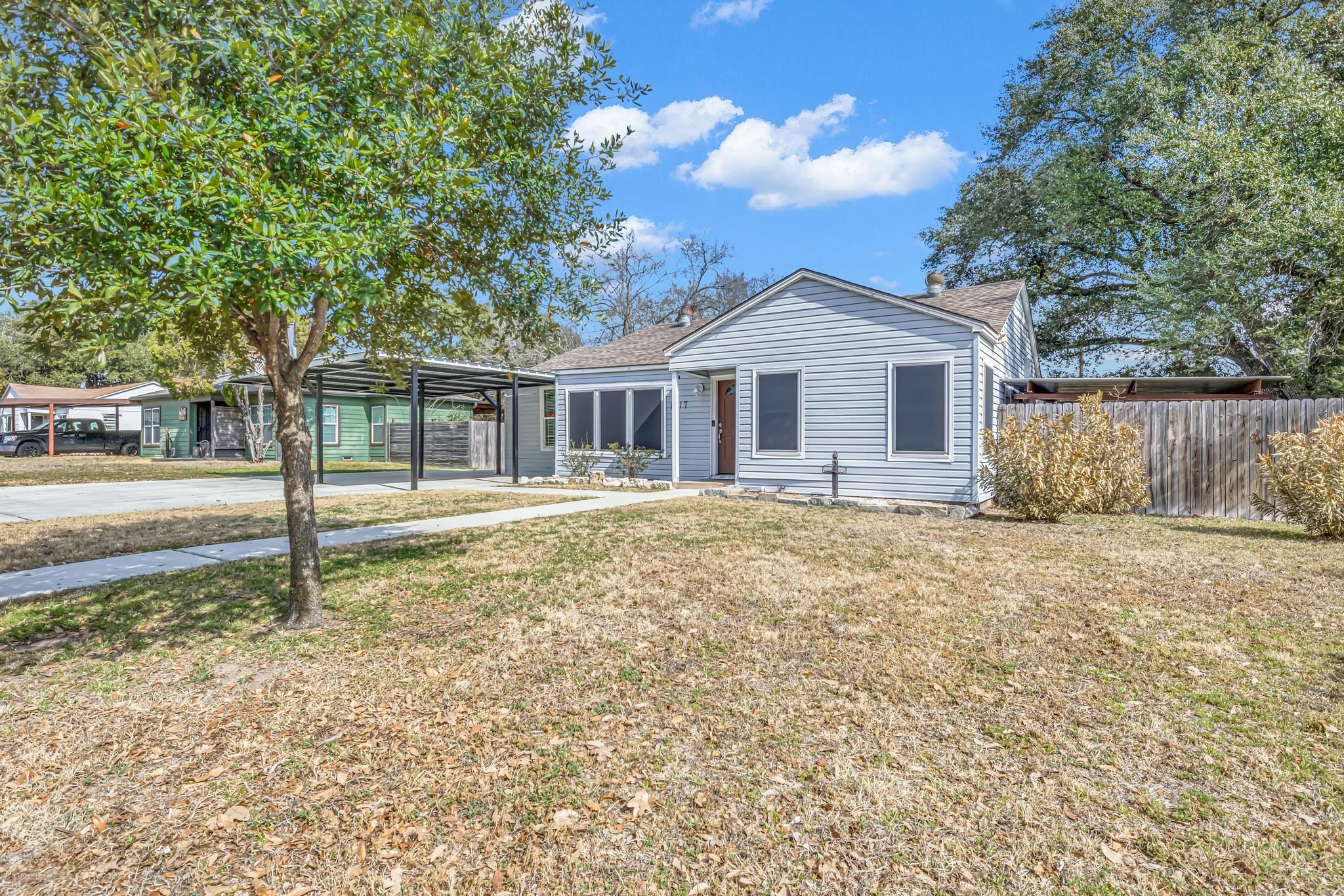 1517 Oakview Street — photo