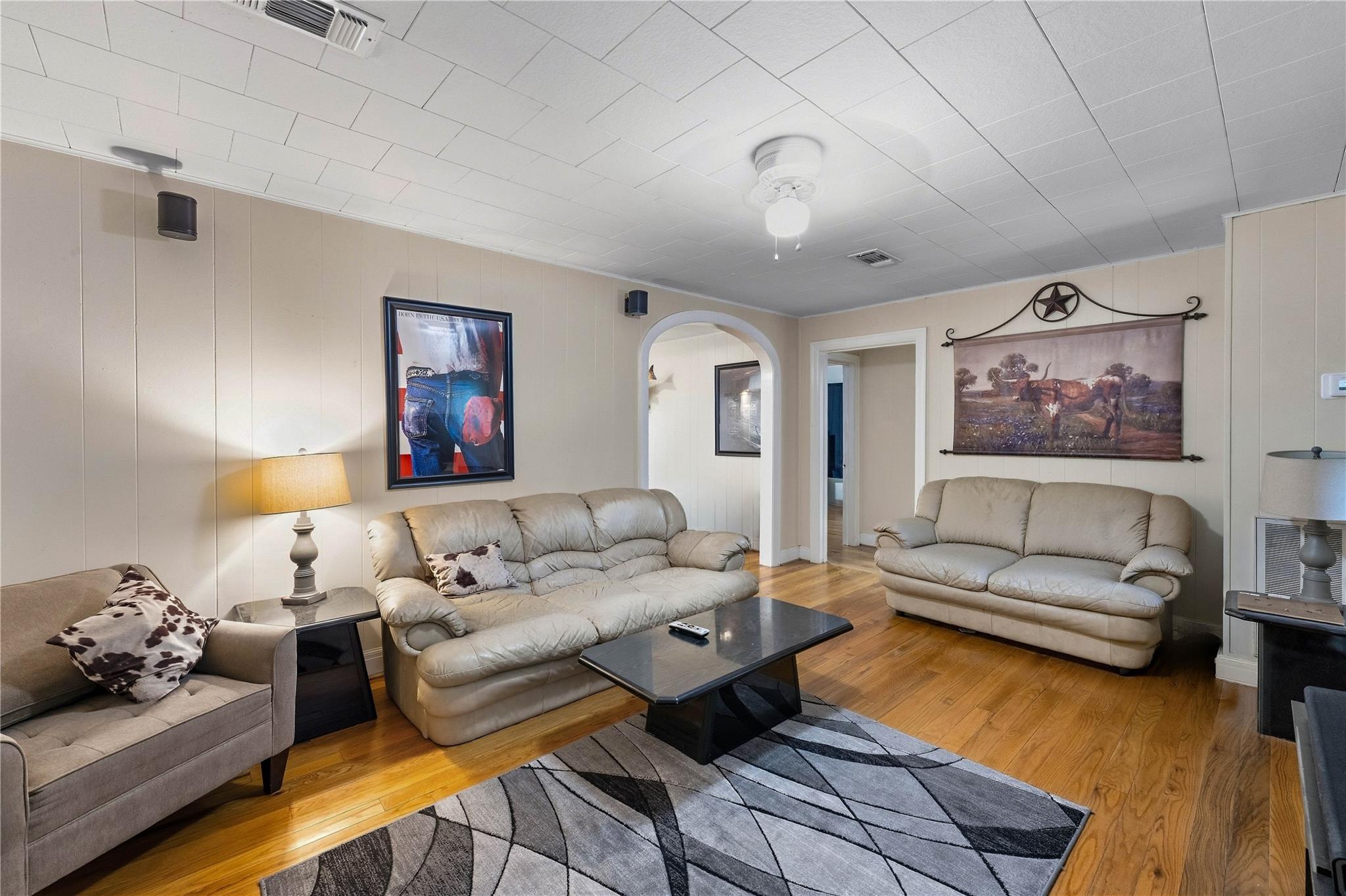 414 E Eblin, La Grange, TX 78945 — photo 3