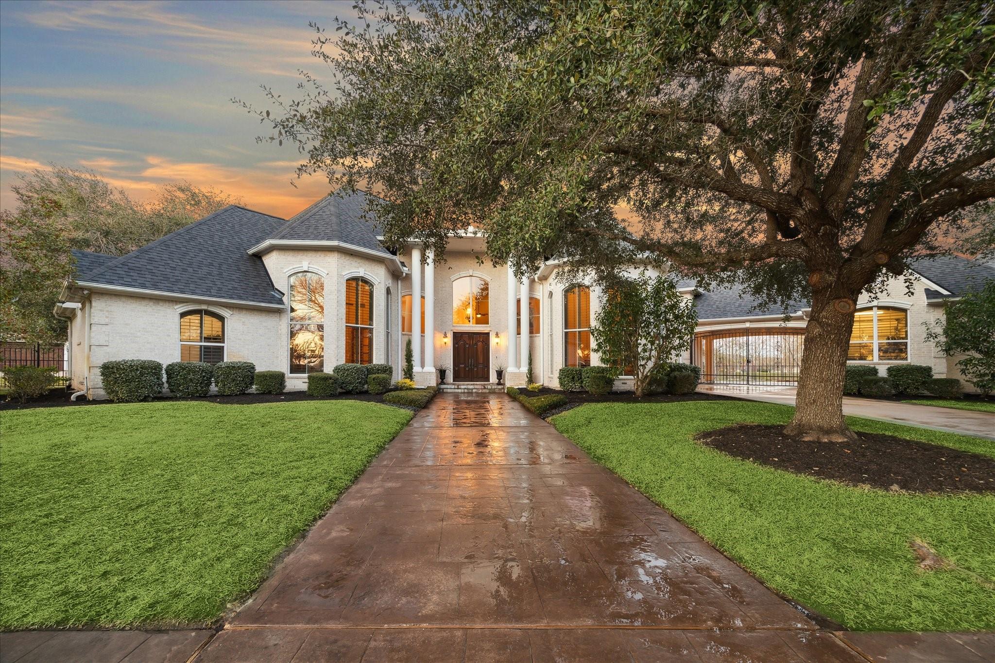 7843 Lakebrook Drive — photo