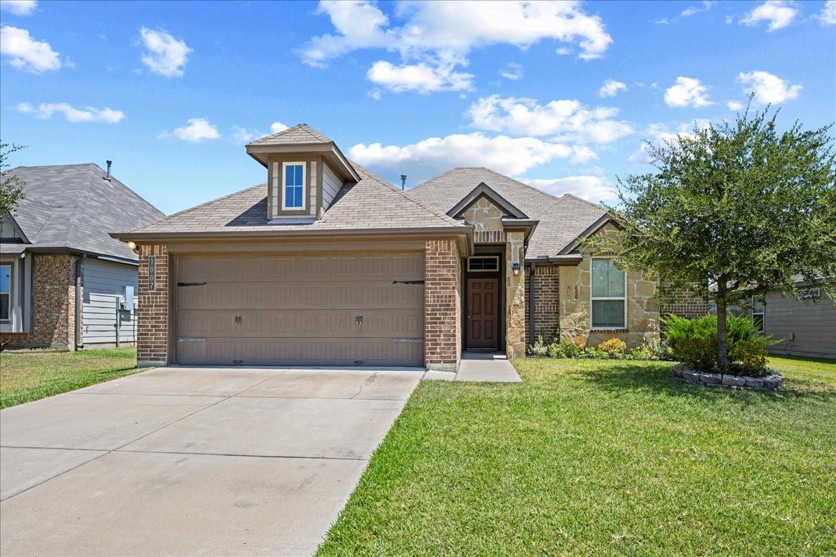 1007 Trellis Pass, Brenham, TX 77833 — photo 2