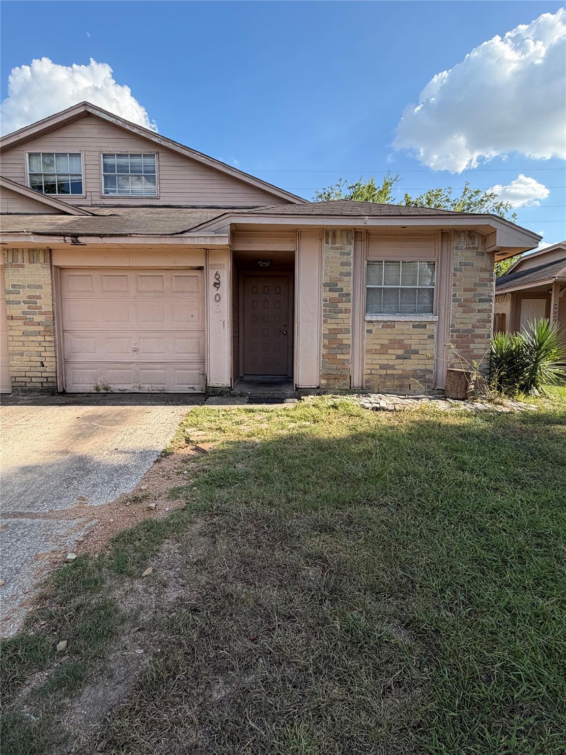 6905 Greenyard Drive — photo