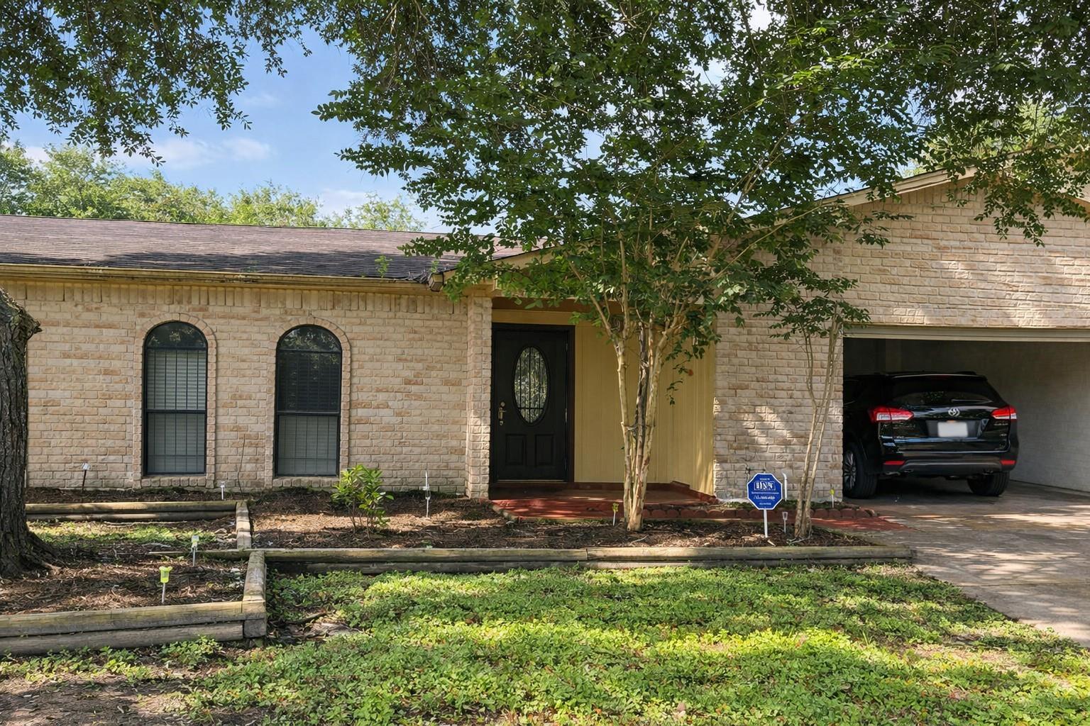 6111 Irish Hill Drive — photo