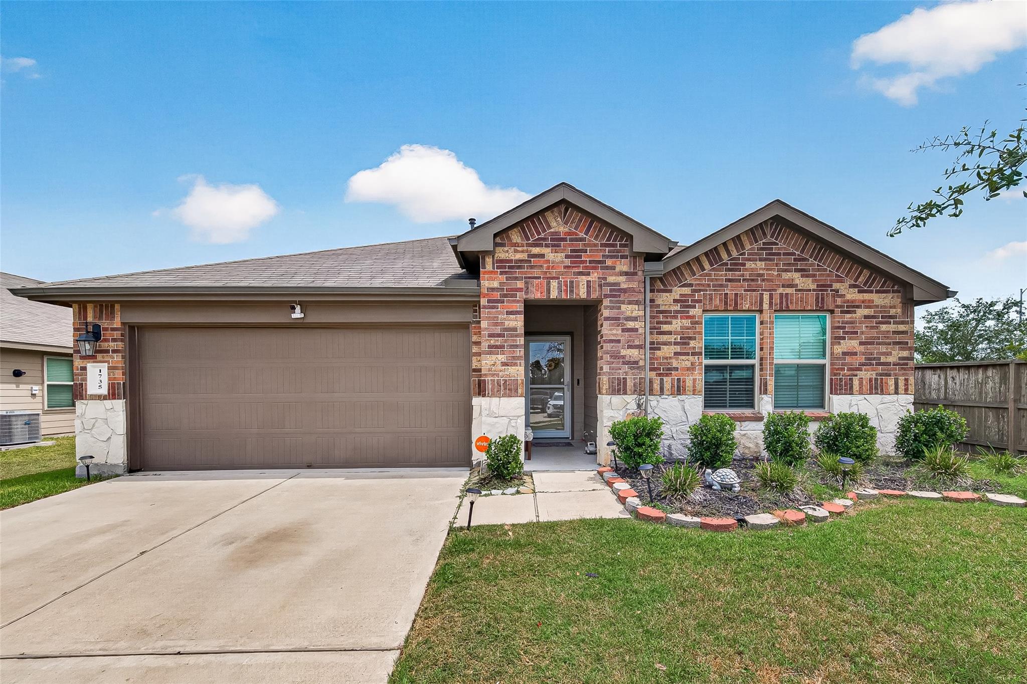 1735 Brownwood Ridge Court — photo