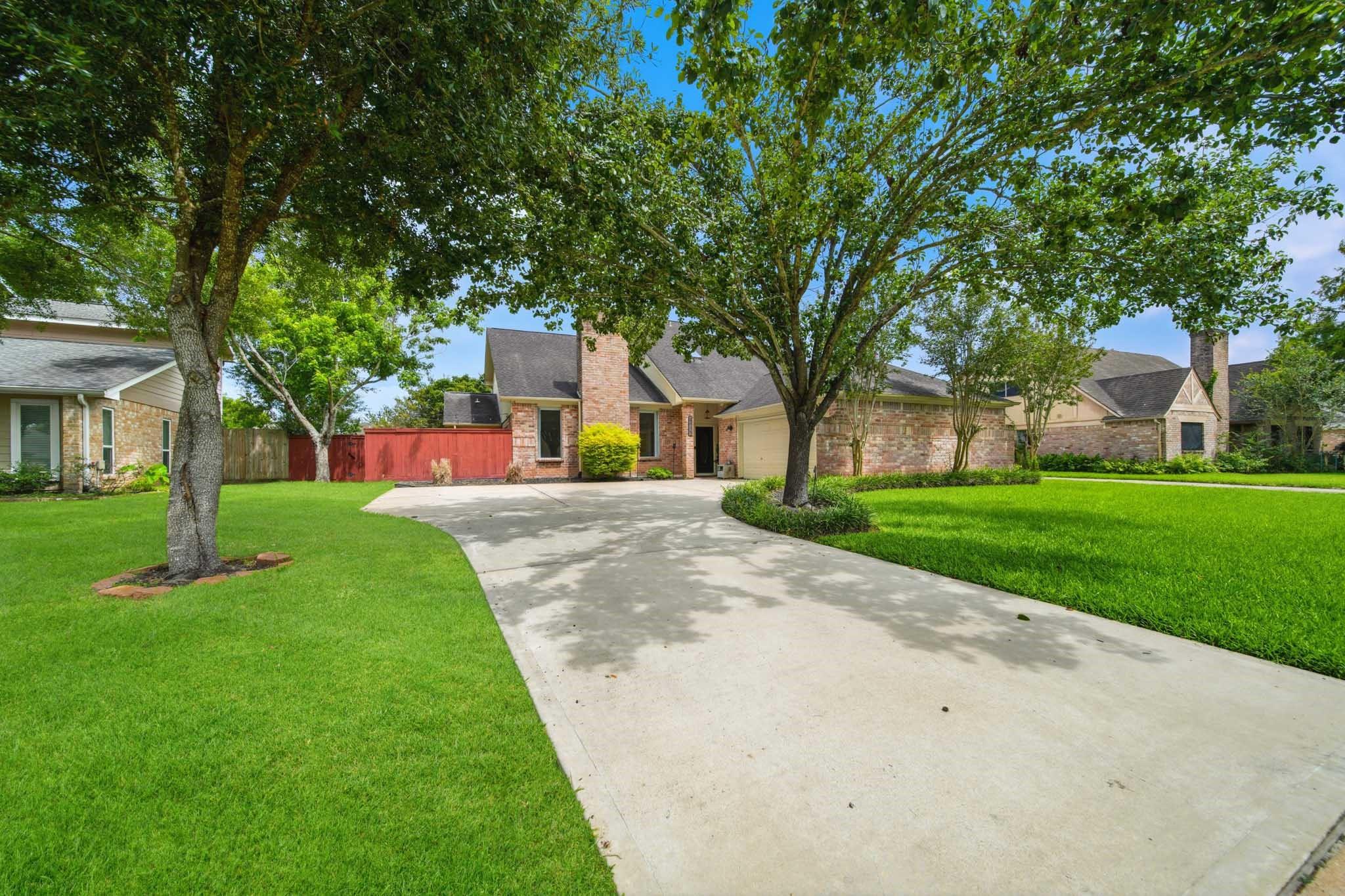 3815 W Valley Drive — photo