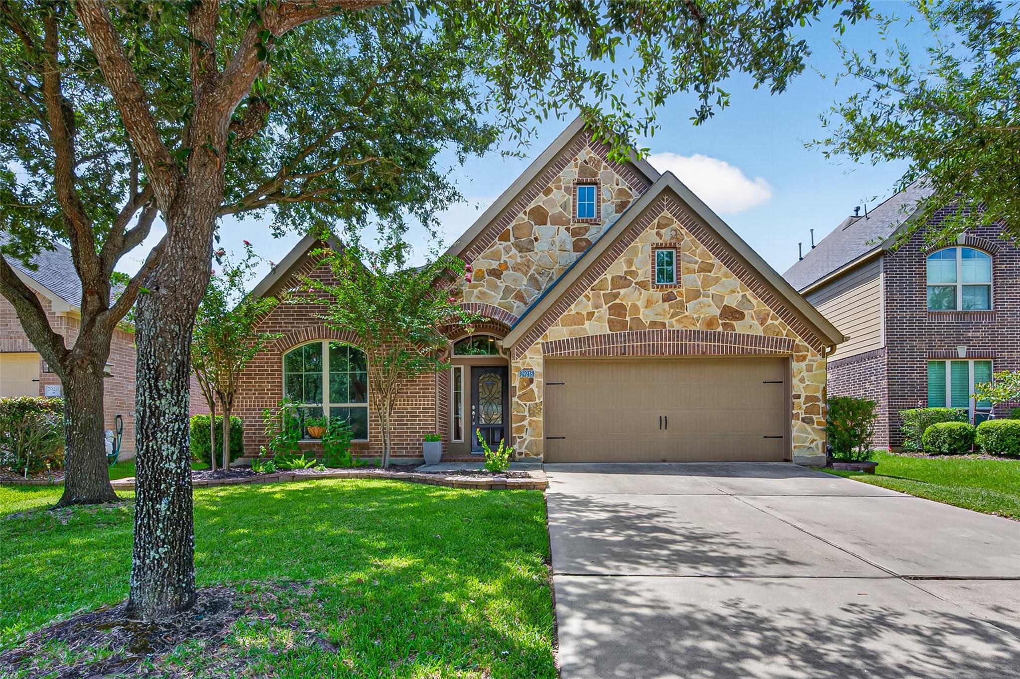 29215 Bentford Manor Court — photo