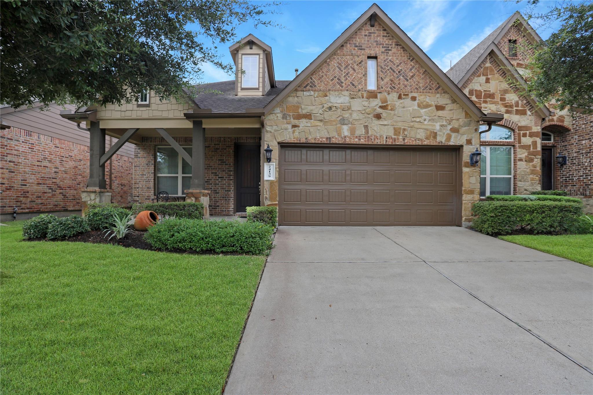24139 Tapa Springs Lane — photo