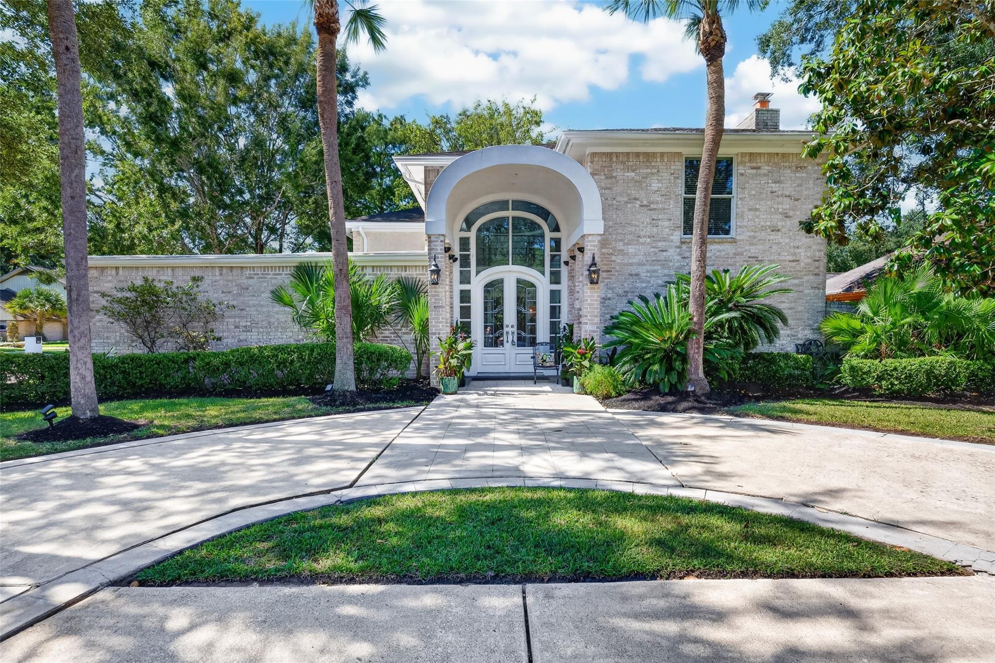 1003 Villa Court Drive — photo