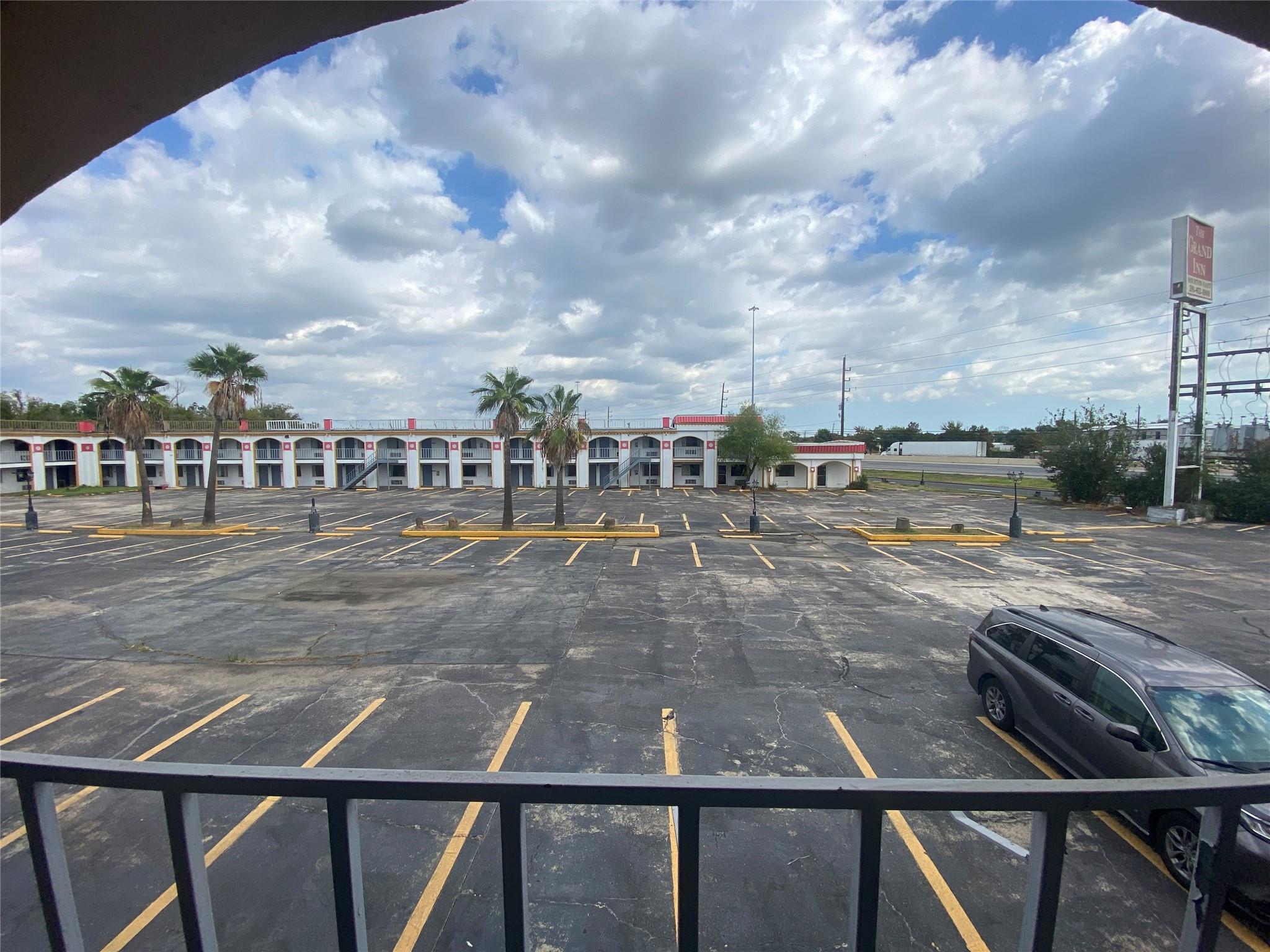 15919 E Freeway, Channelview, TX 77530 — photo 2