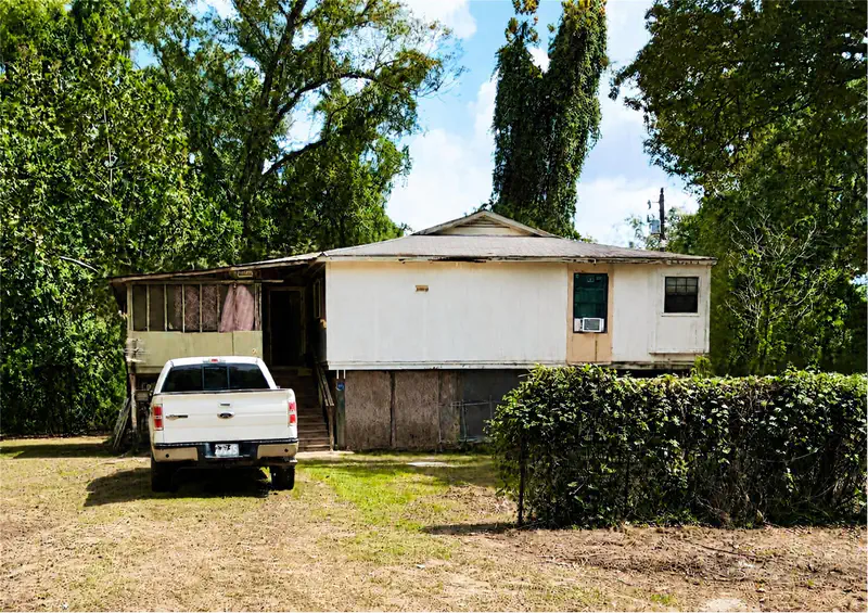 202 Trinity Road — photo