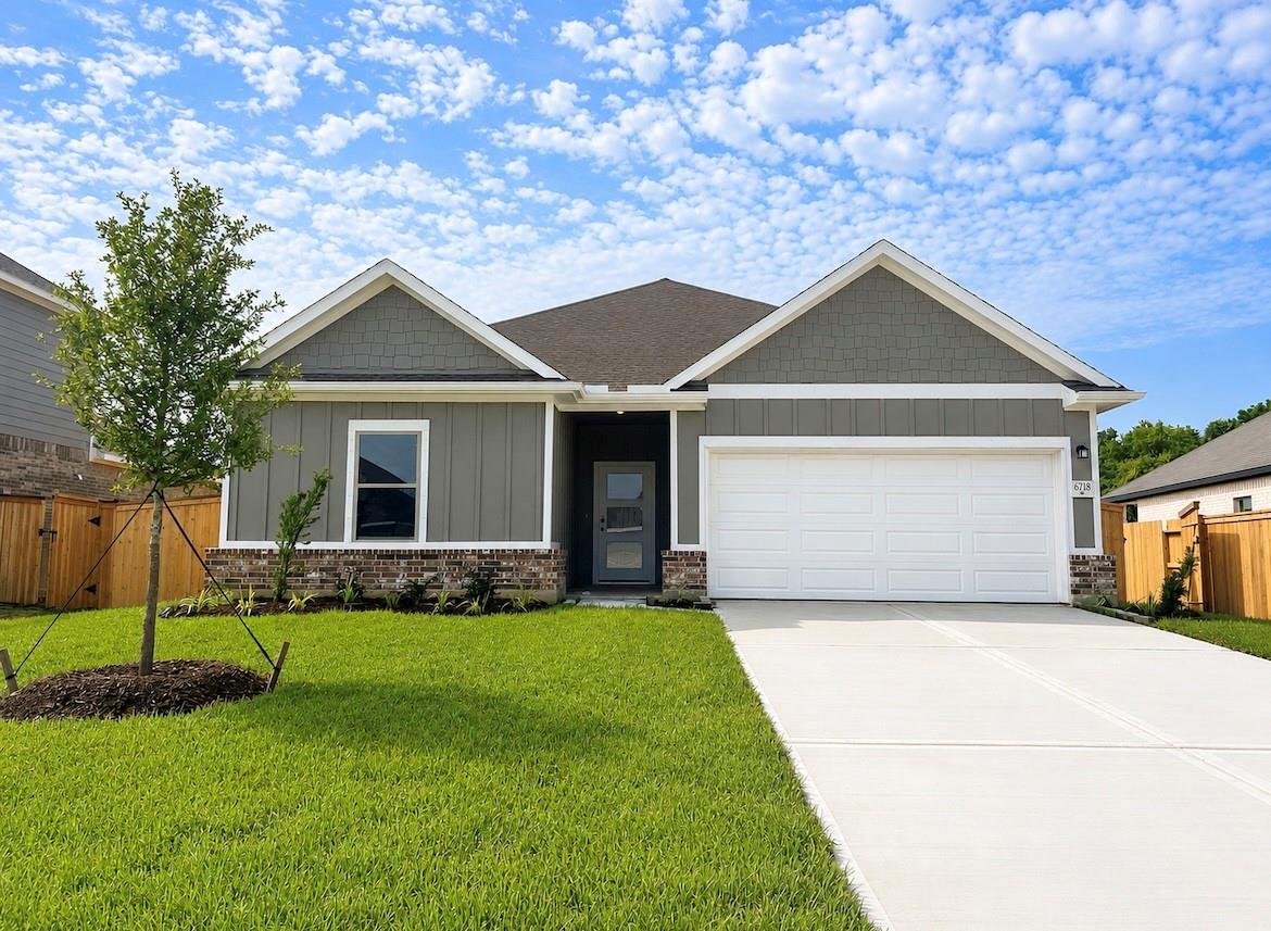 6718 Pebble Bluff Court — photo