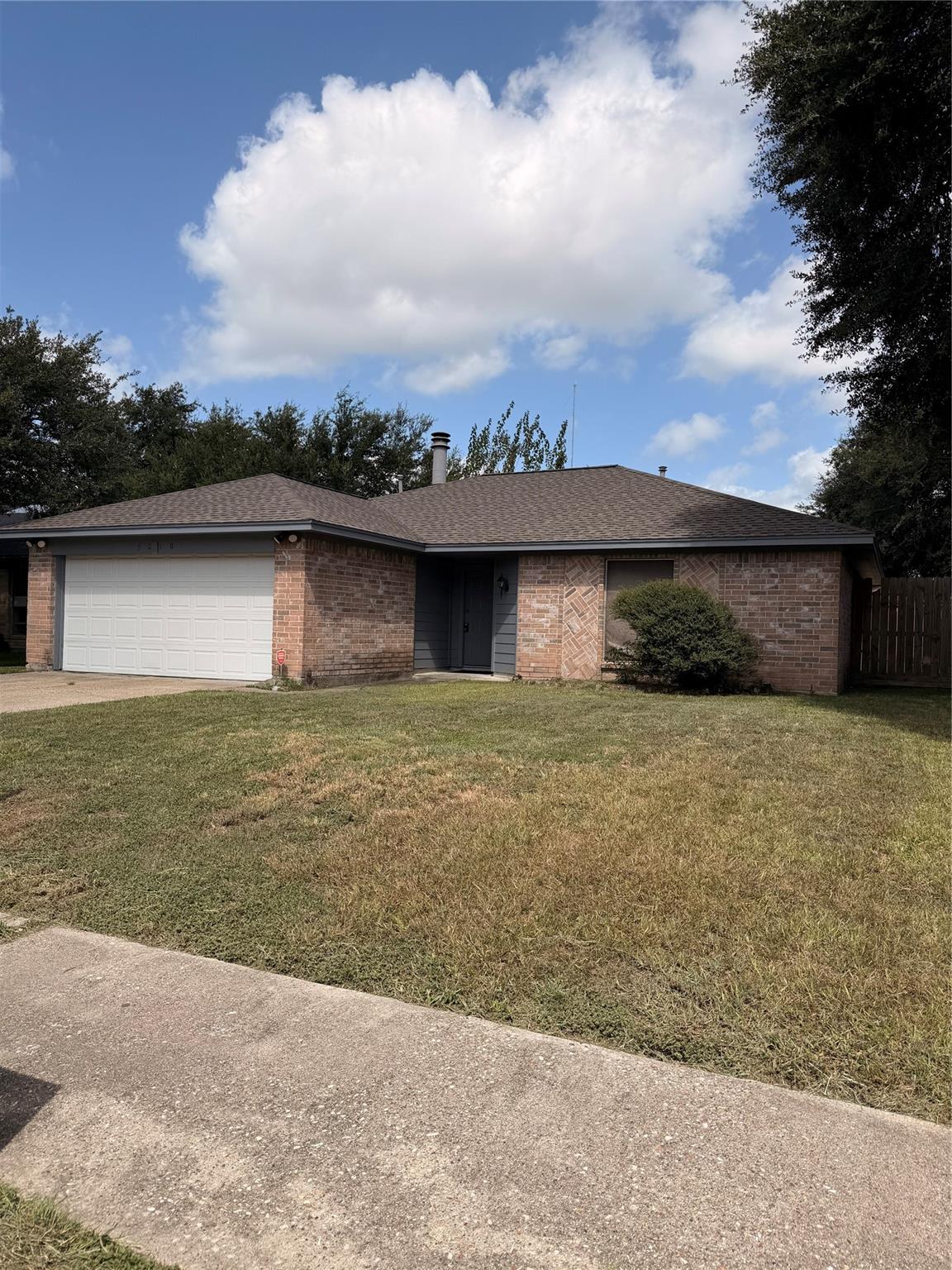 8010 Western Trail Drive — photo