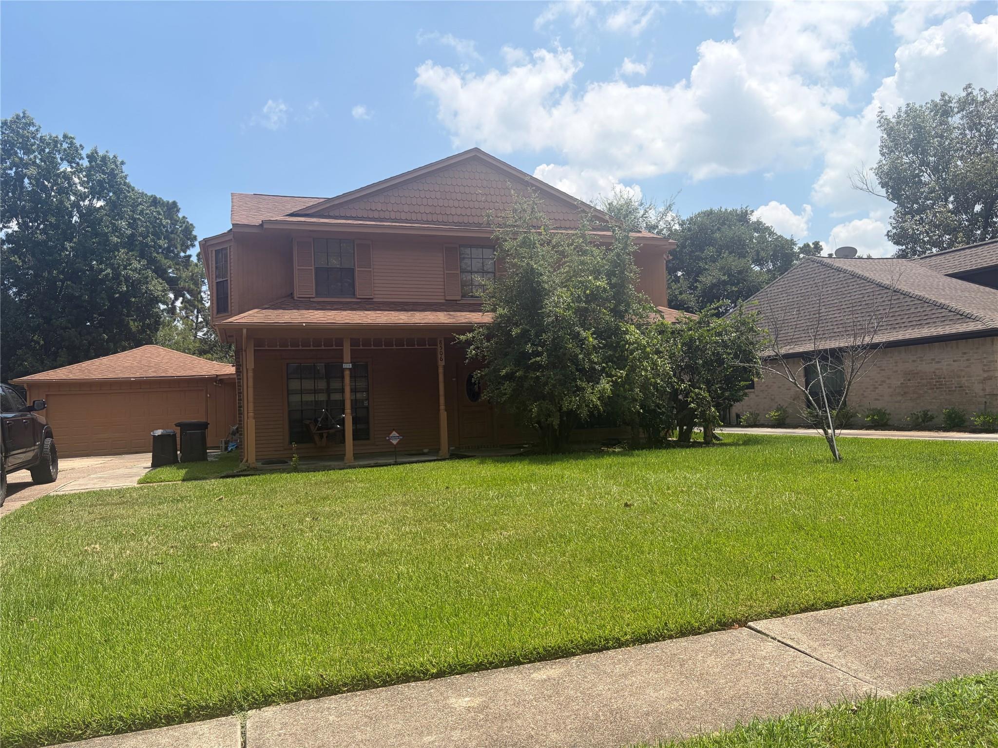 8506 Pines Place Drive — photo