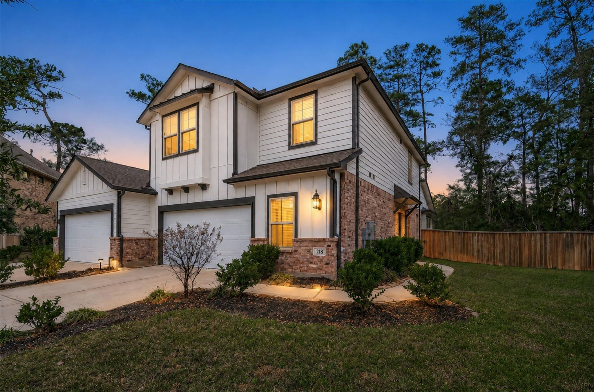 218 Skybranch Court — photo