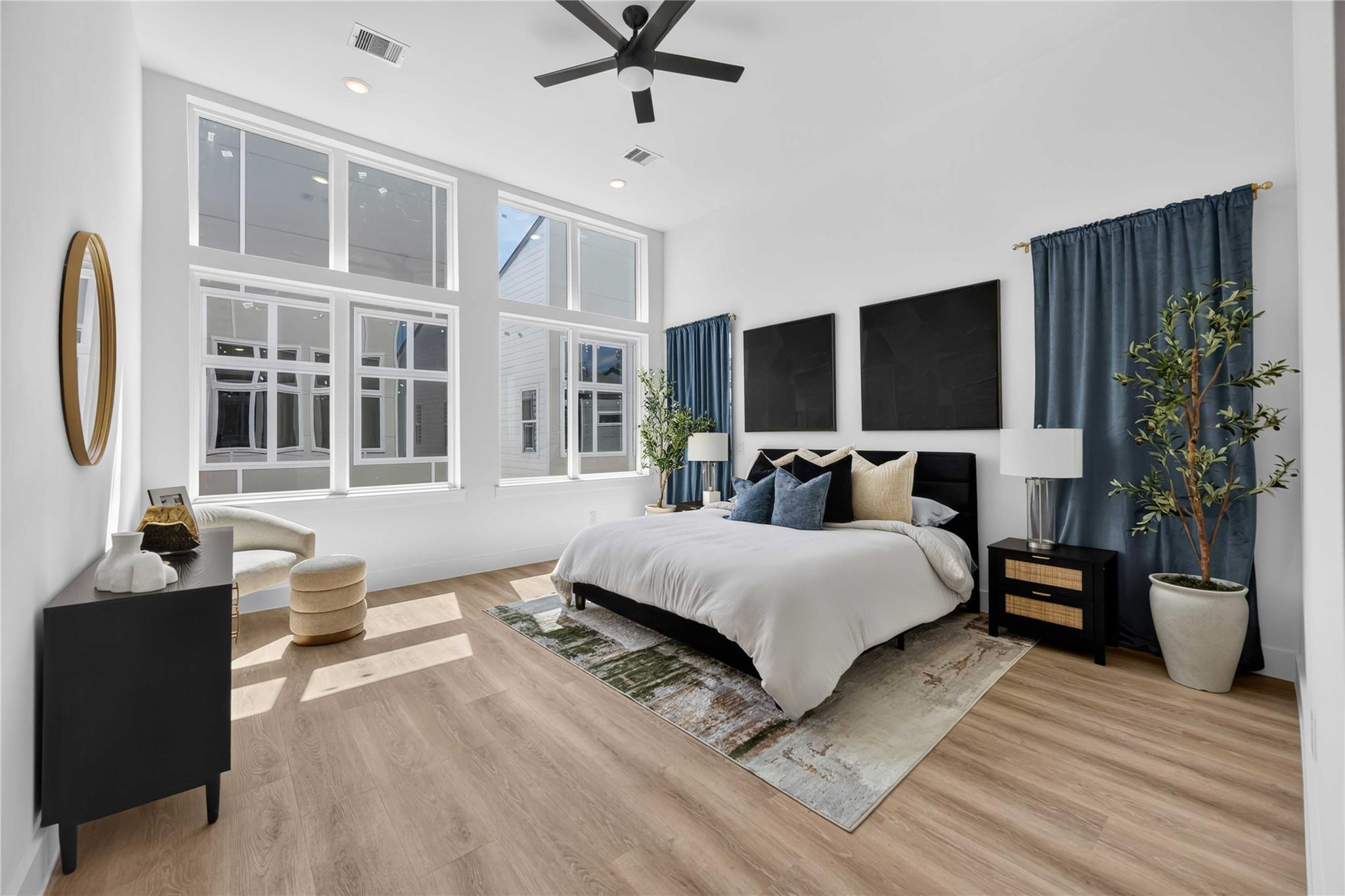 316 Walthall #B — photo