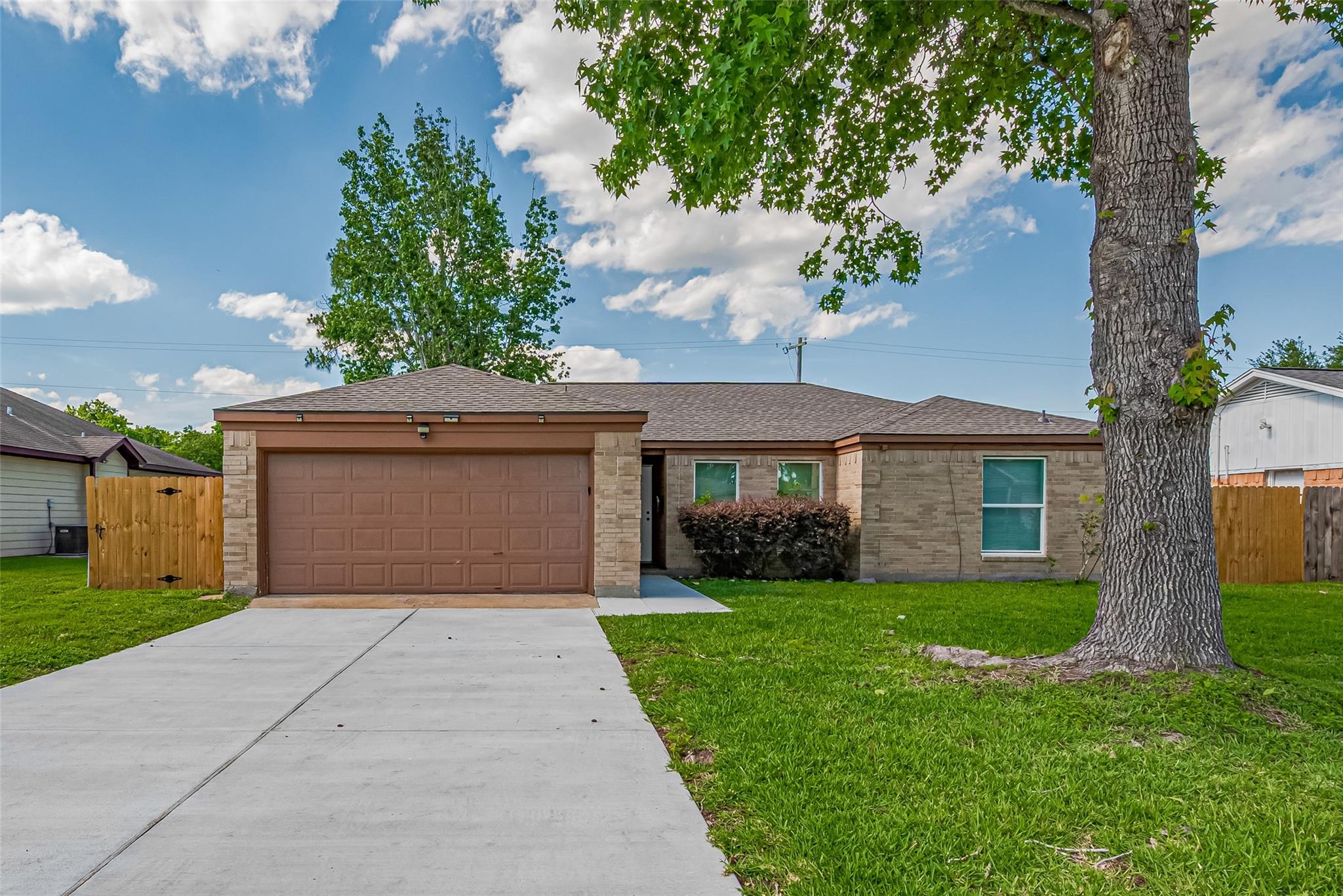 7926 Jonquil Drive — photo