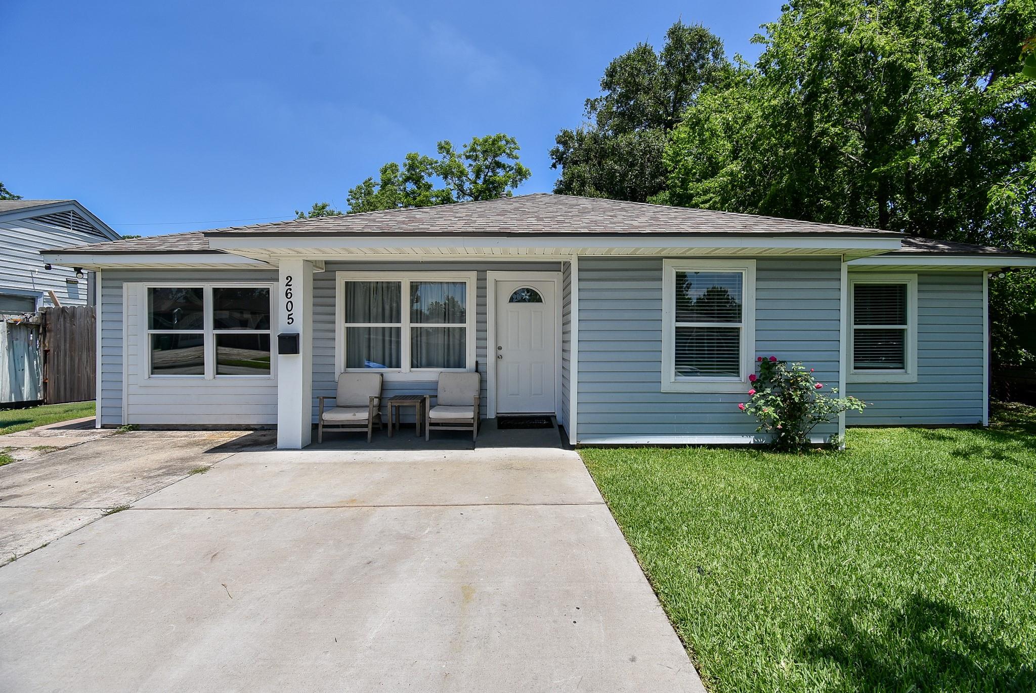 2605 Rosemead Drive — photo