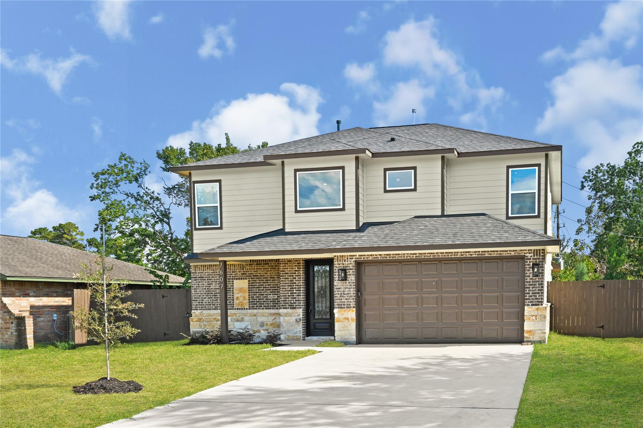 7607 Woodsman Trail — photo