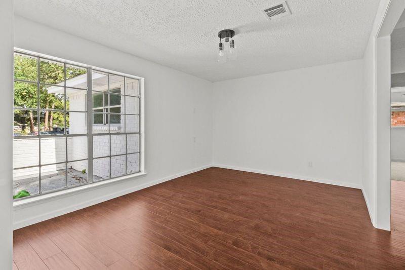 501 Valley Brook Drive — photo