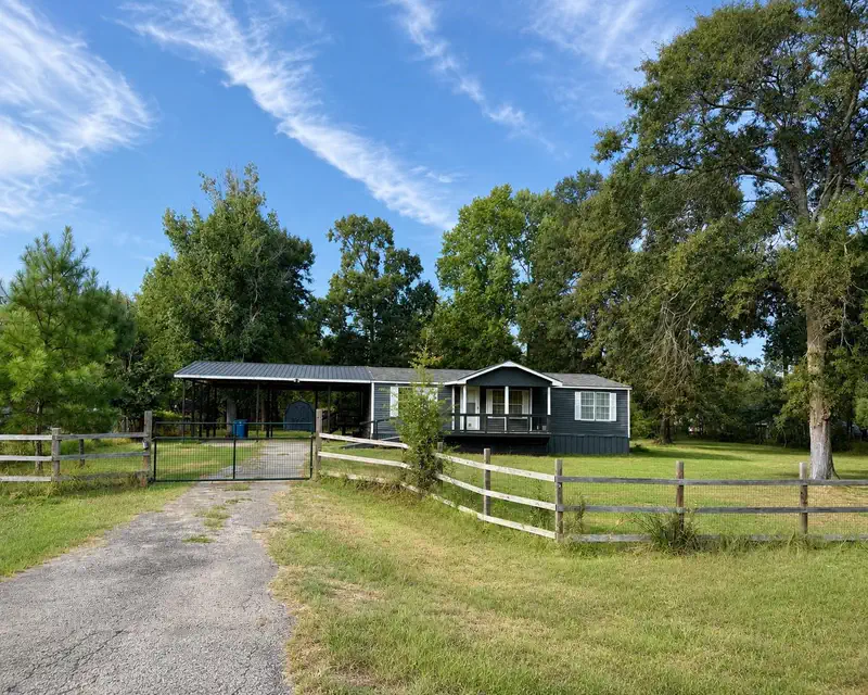 21631 County Road 3747 — photo