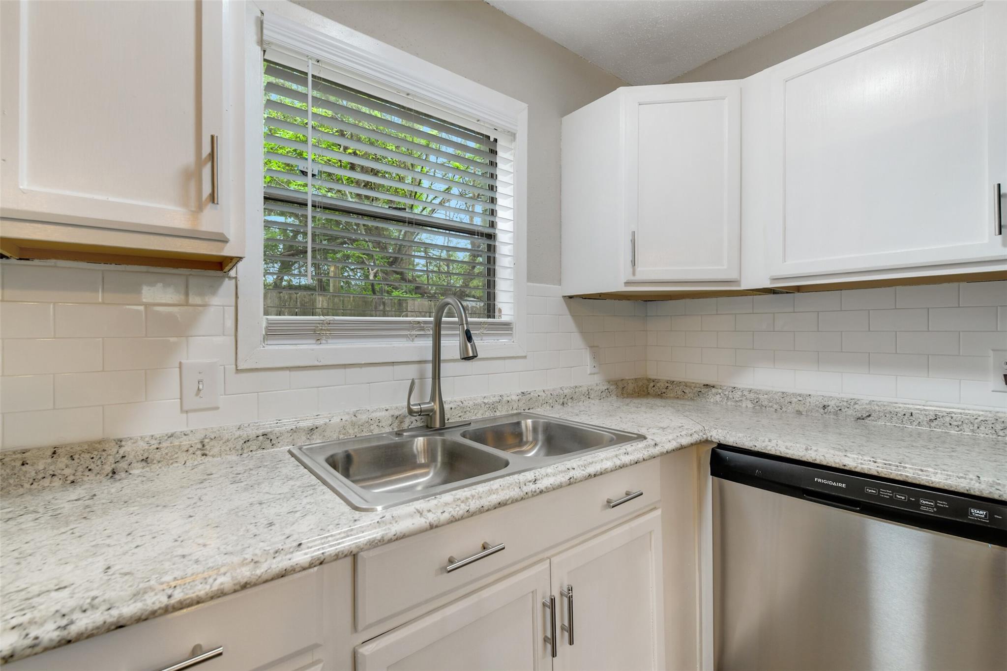 1509 Broadmoor Drive #D — photo
