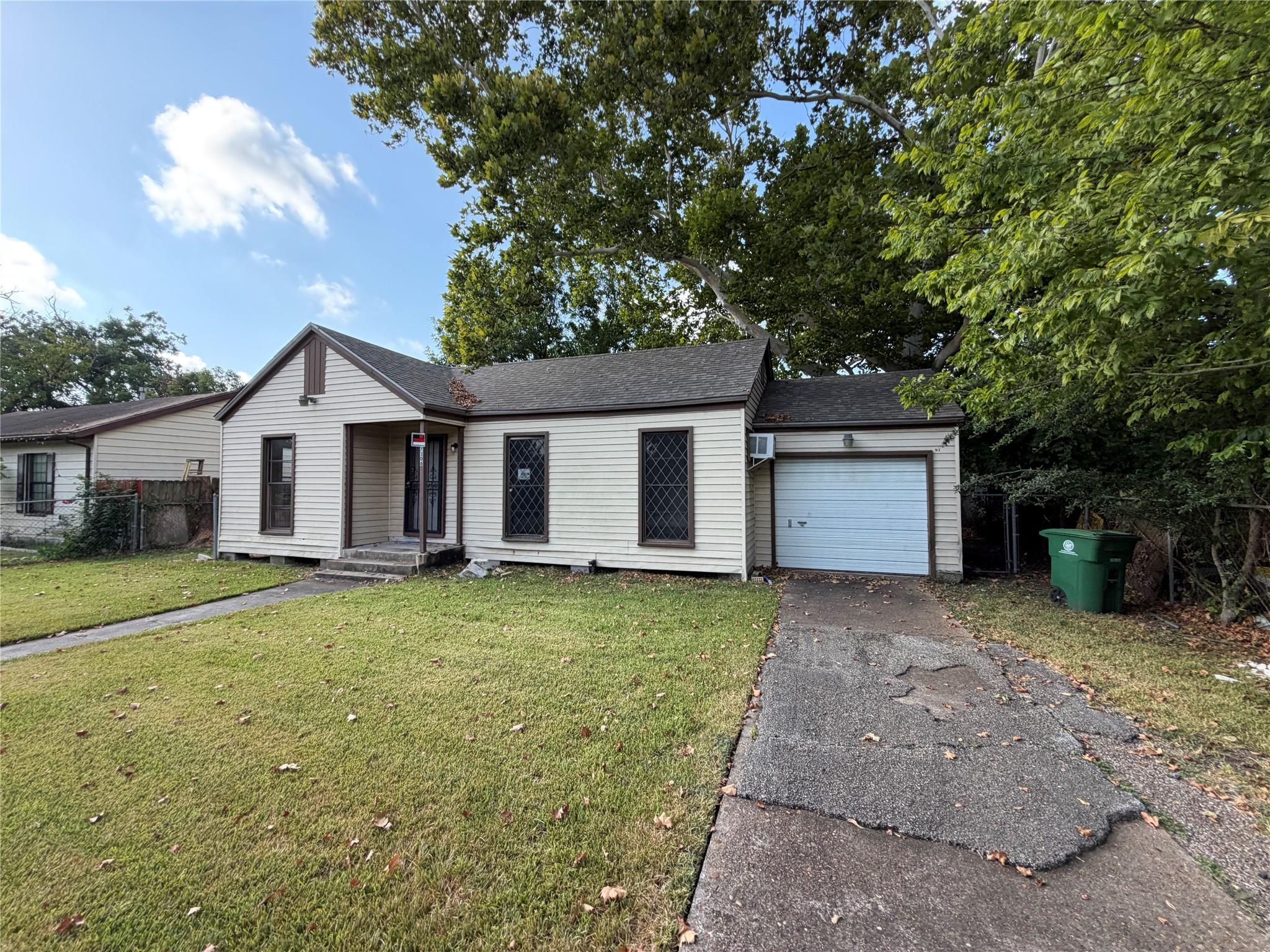 7306 Garden Street — photo