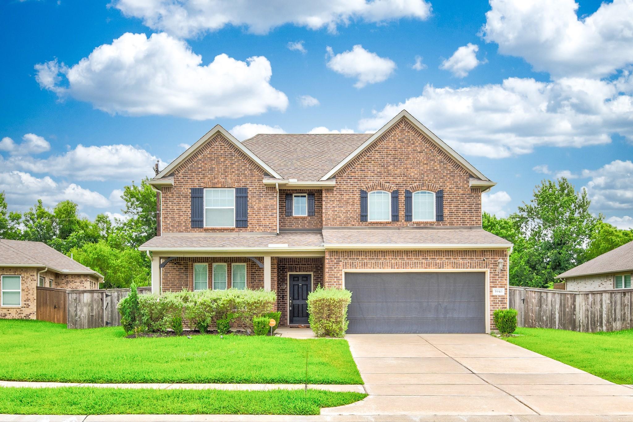 5943 Pearland Place — photo