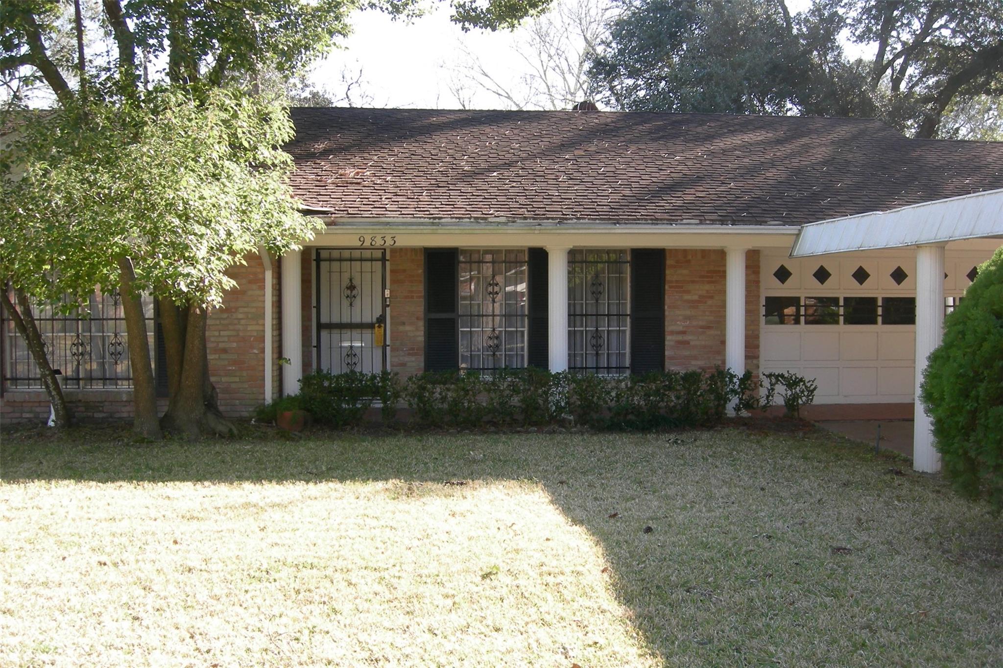 9833 Westview Drive — photo