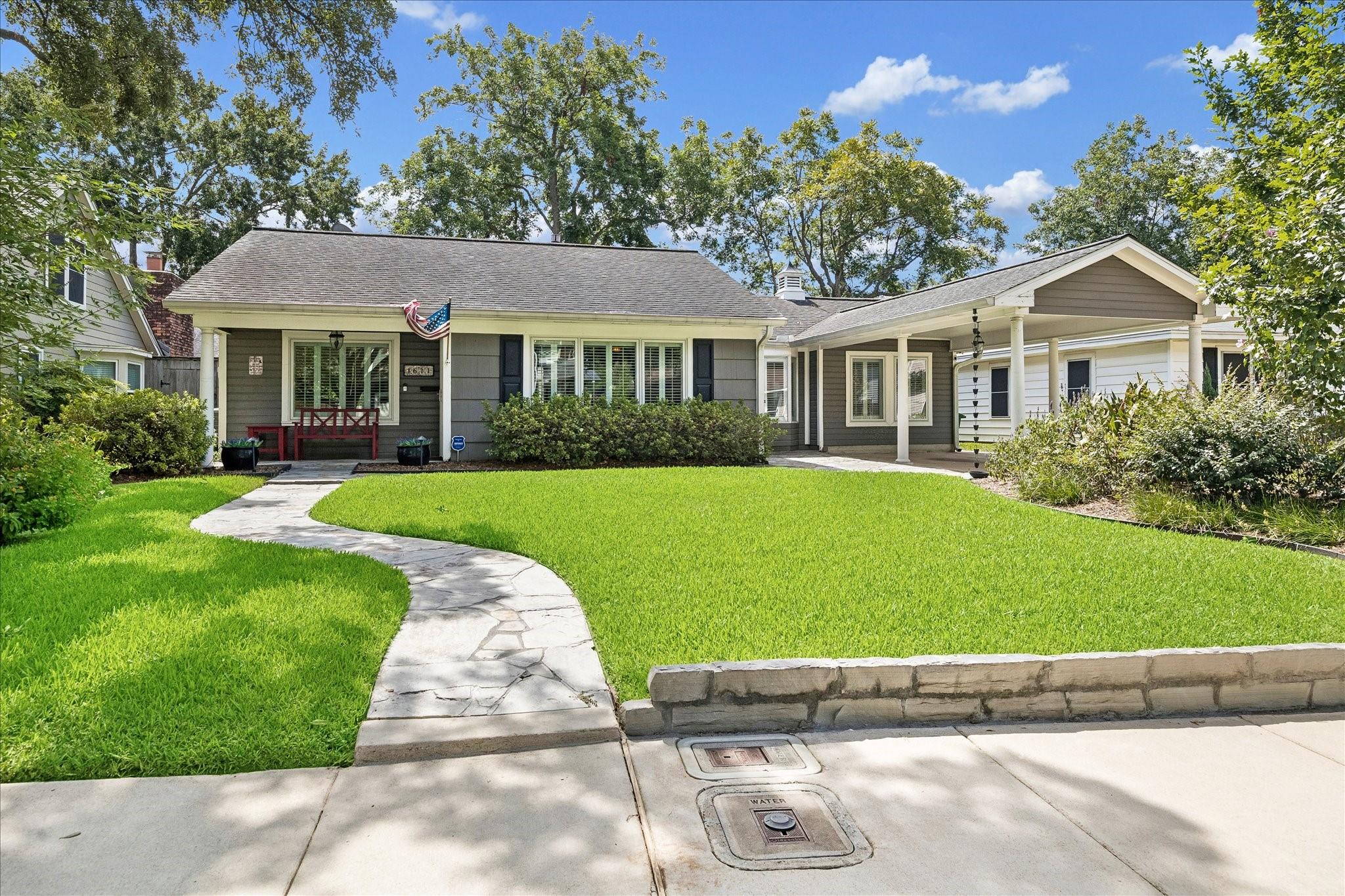 1611 Gardenia Drive — photo
