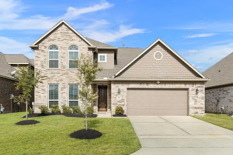 2819 Bradbury Hills Drive — photo