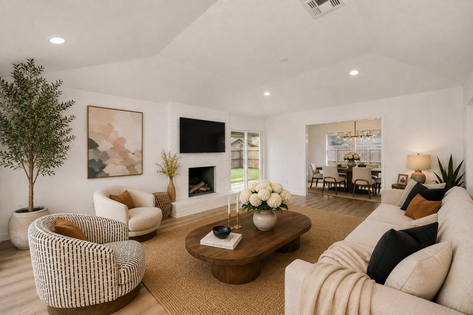 2302 Quail Valley East Drive — photo